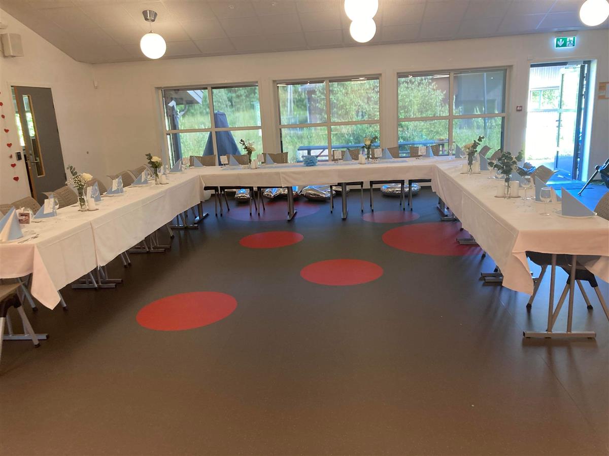 Bilde av ett pyntet lokale - Klikk for stort bilde